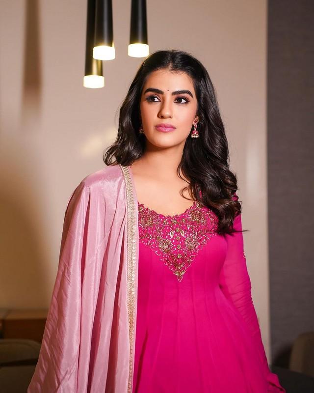 Kavya Thapar 2