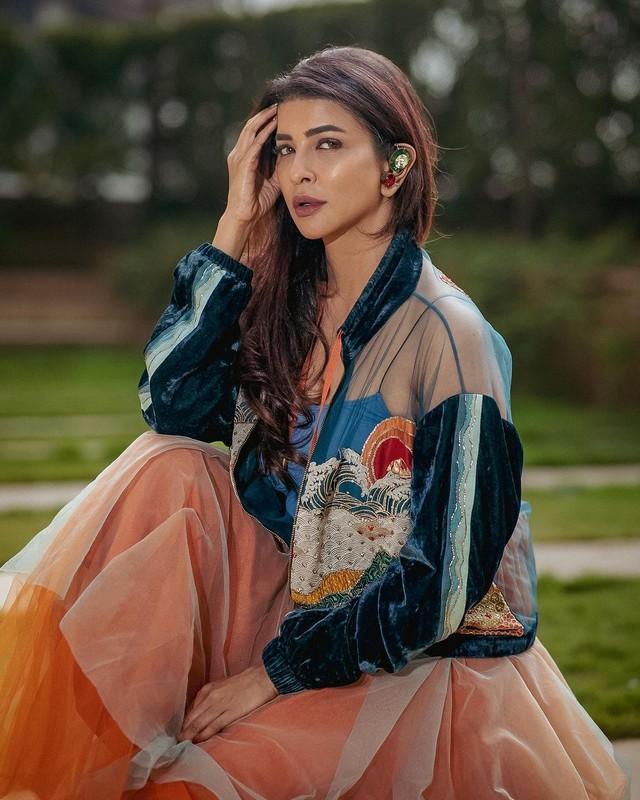 Manchu Lakshmi Prasanna 7