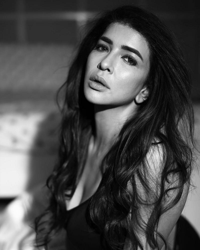 Manchu Lakshmi5