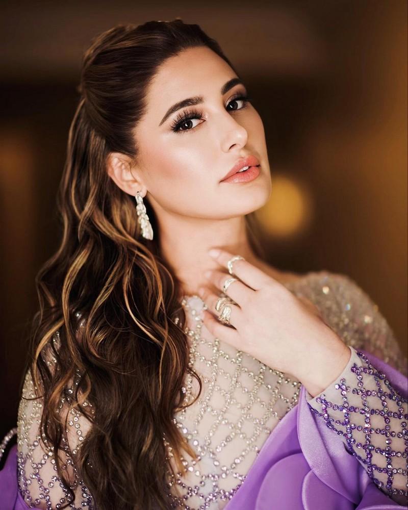 Nargis Fakhri7