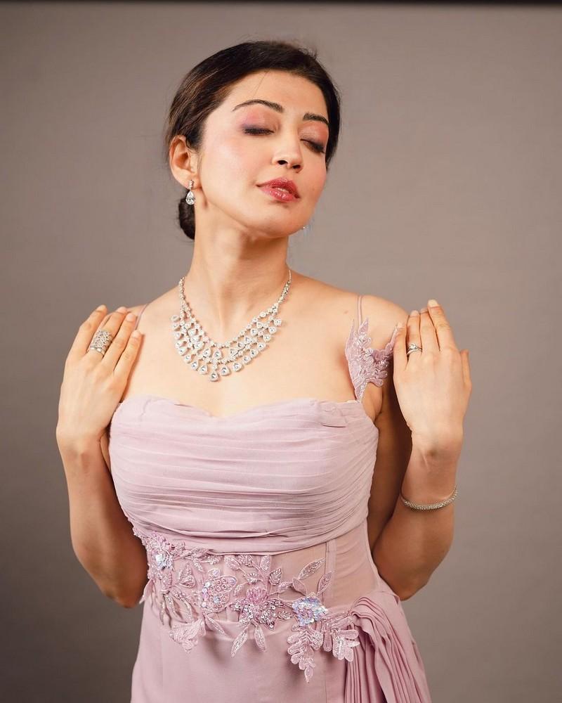 Pranita Subhash10