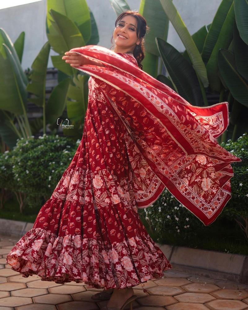 Rashmi Gautam9