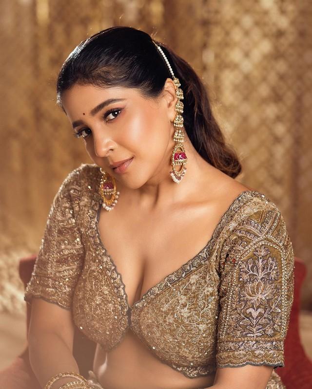 Sakshi Agarwal 5