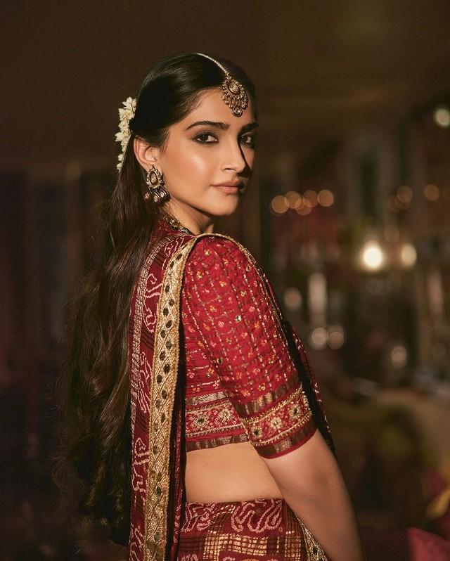 Sonam Kapoor 17