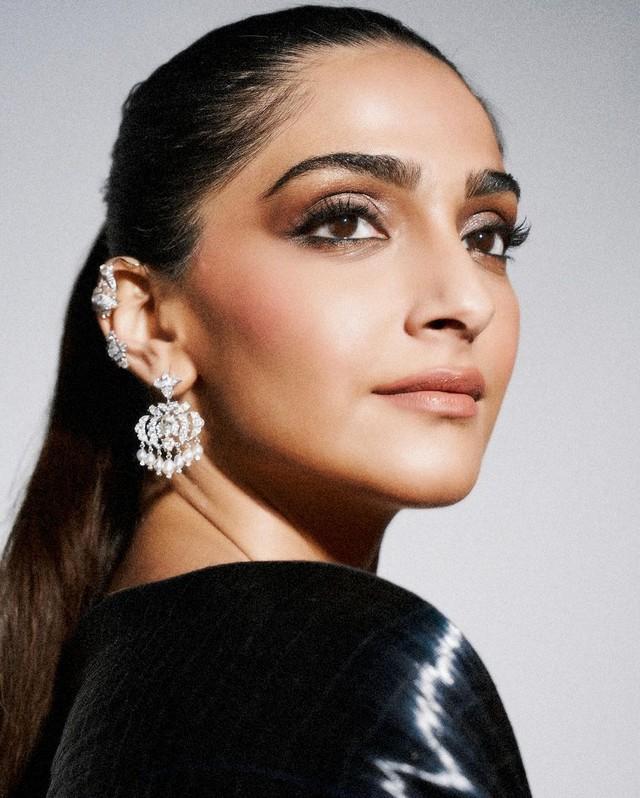Sonam Kapoor 3