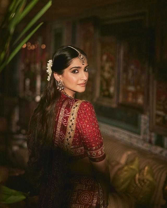 Sonam Kapoor 5