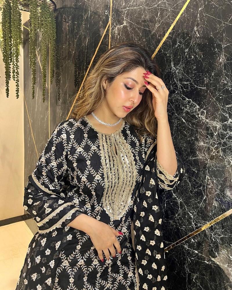 Sonarika Bhadoria16