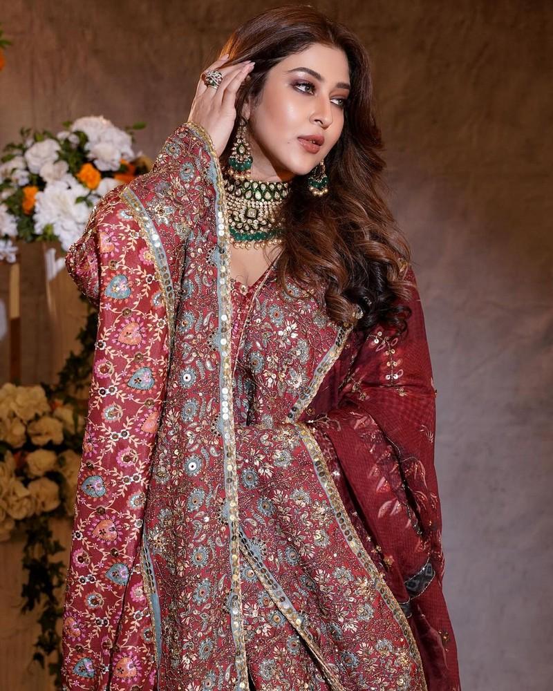 Sonarika Bhadoria7