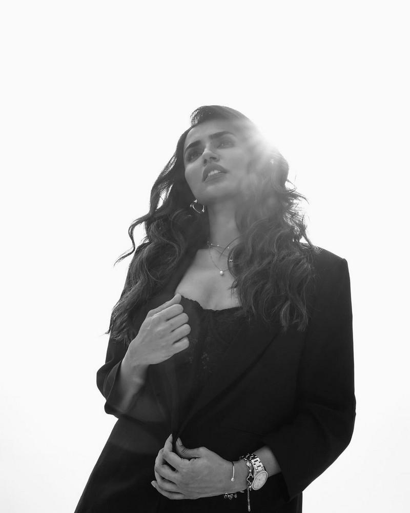 Akshara Gowda 1