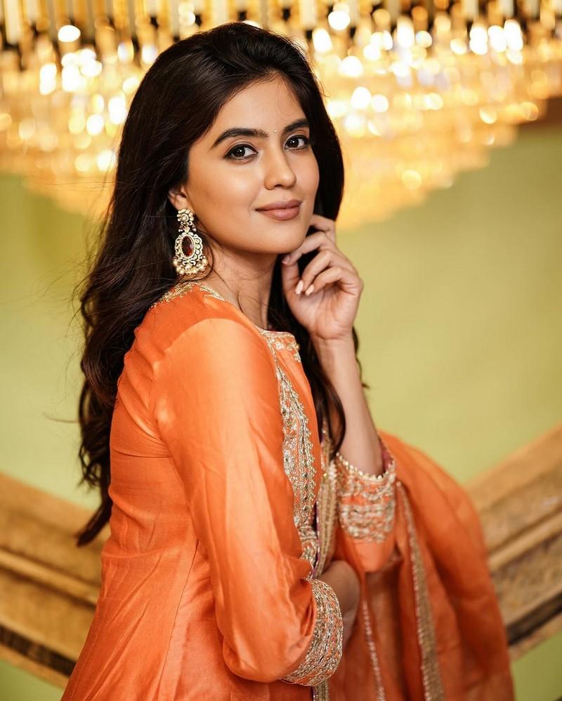 Amritha Aiyer 5