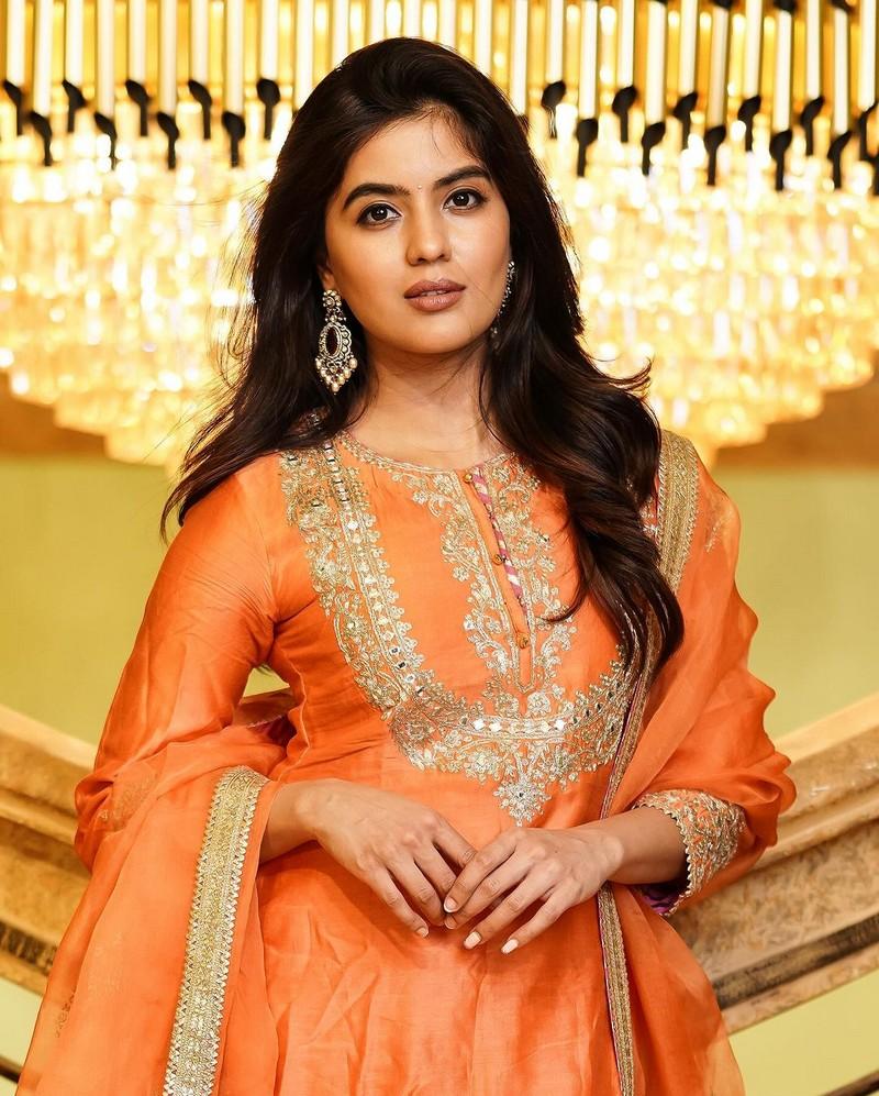 Amritha Aiyer 6