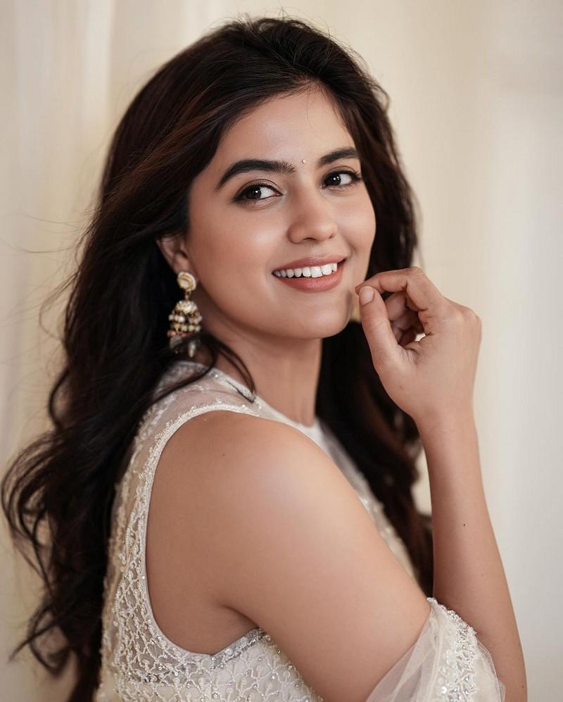 Amritha Aiyer 7