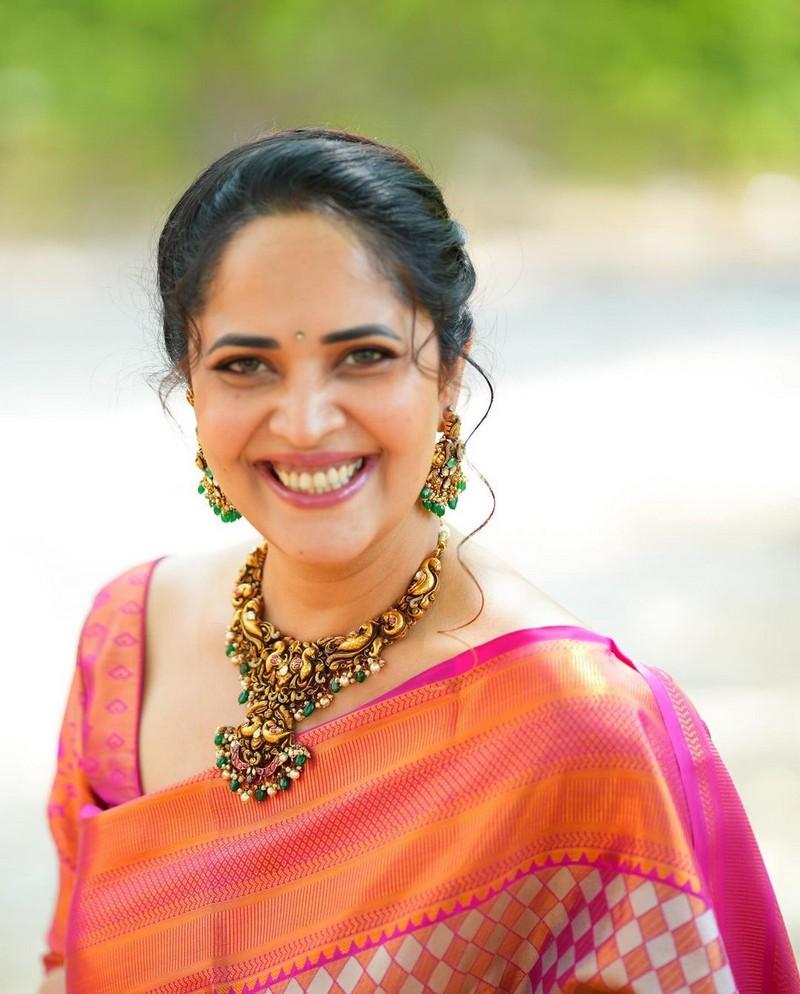 Anasuya Bharadwaj 12
