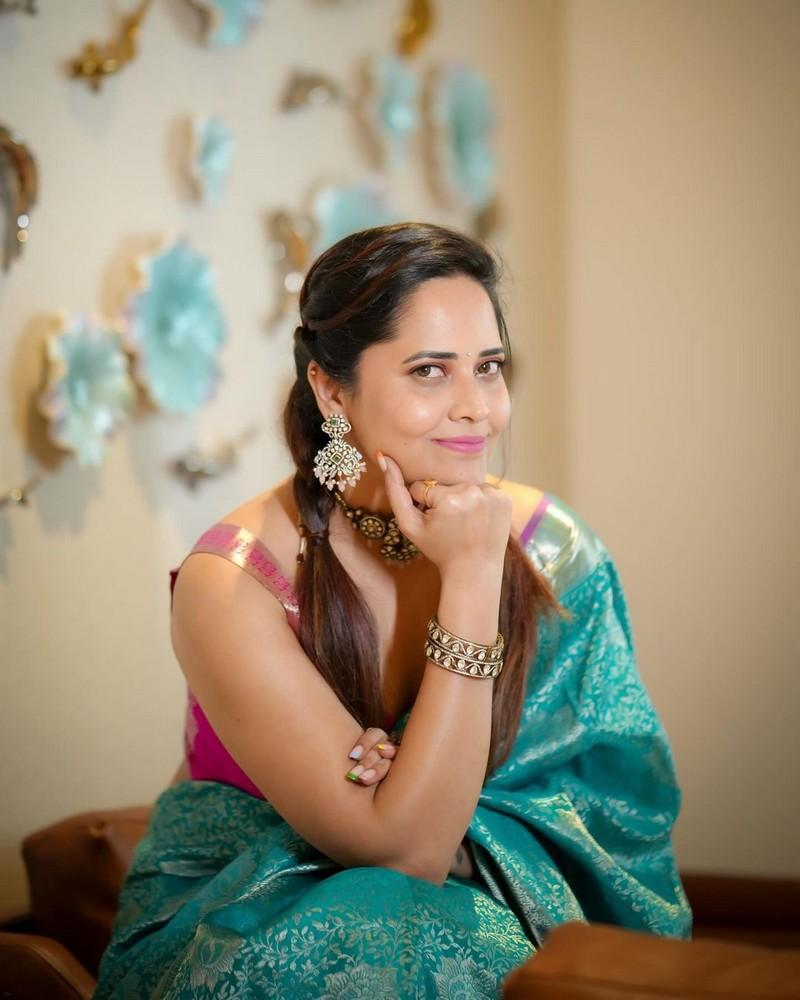 Anasuya Bharadwaj 16