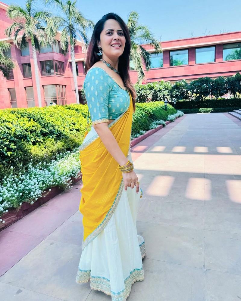Anasuya Bharadwaj 8