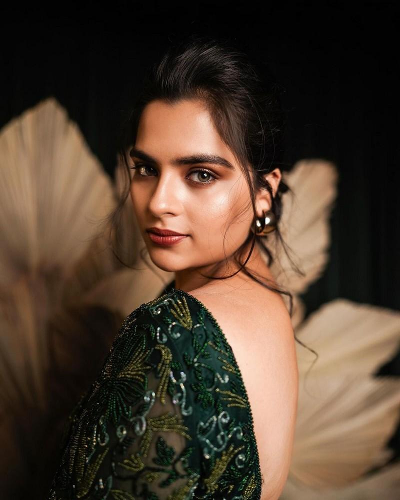Kavya Kalyanram 1