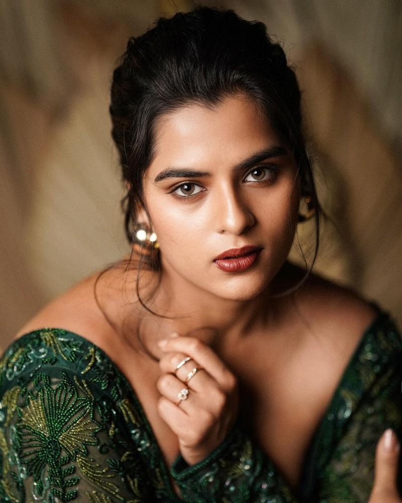 Kavya Kalyanram 3