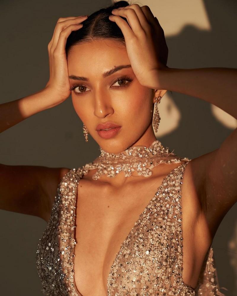 Neha Sshetty 7