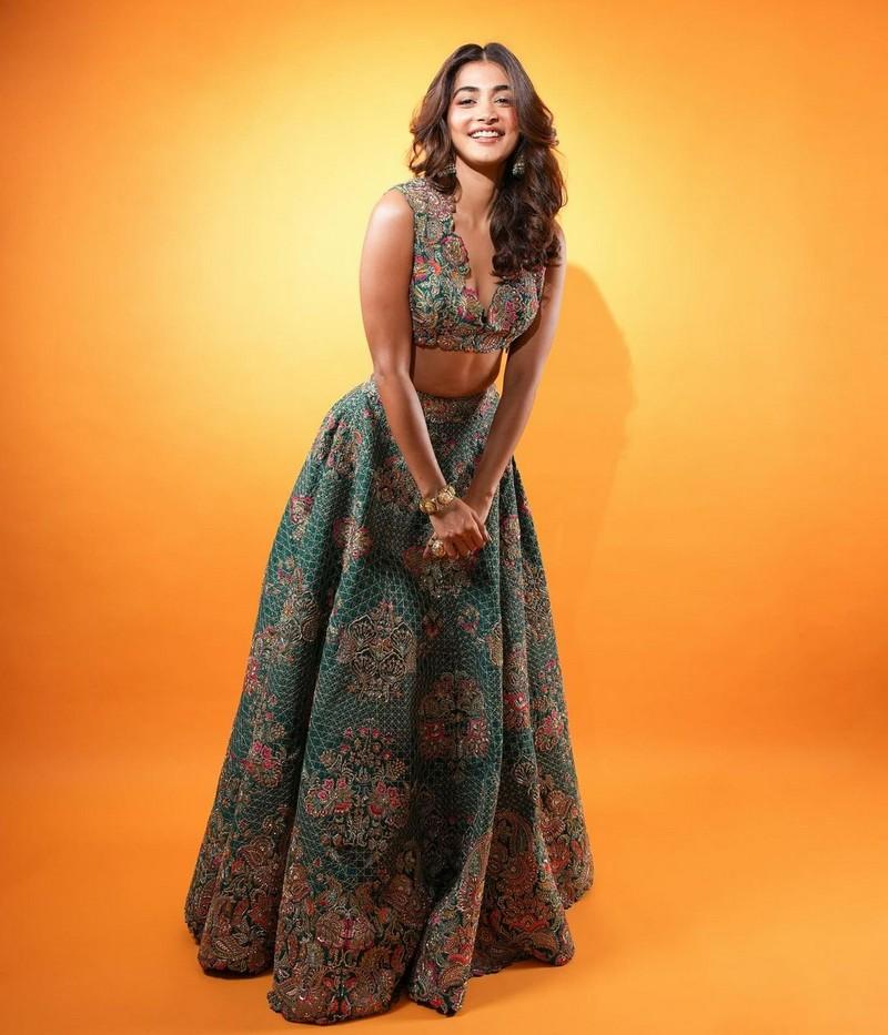 Pooja Hegde 2