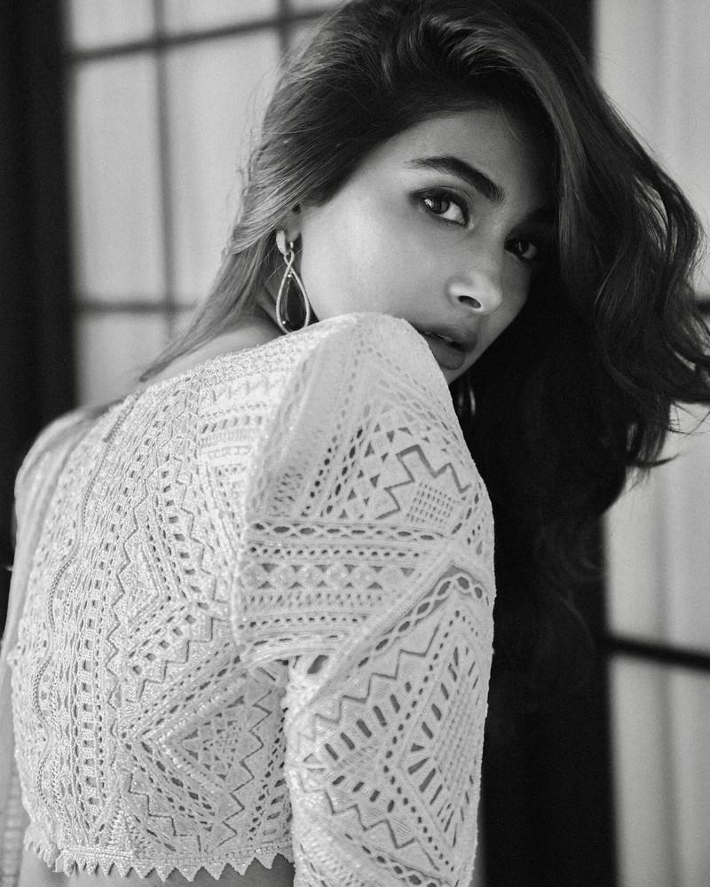 Pooja Hegde 6