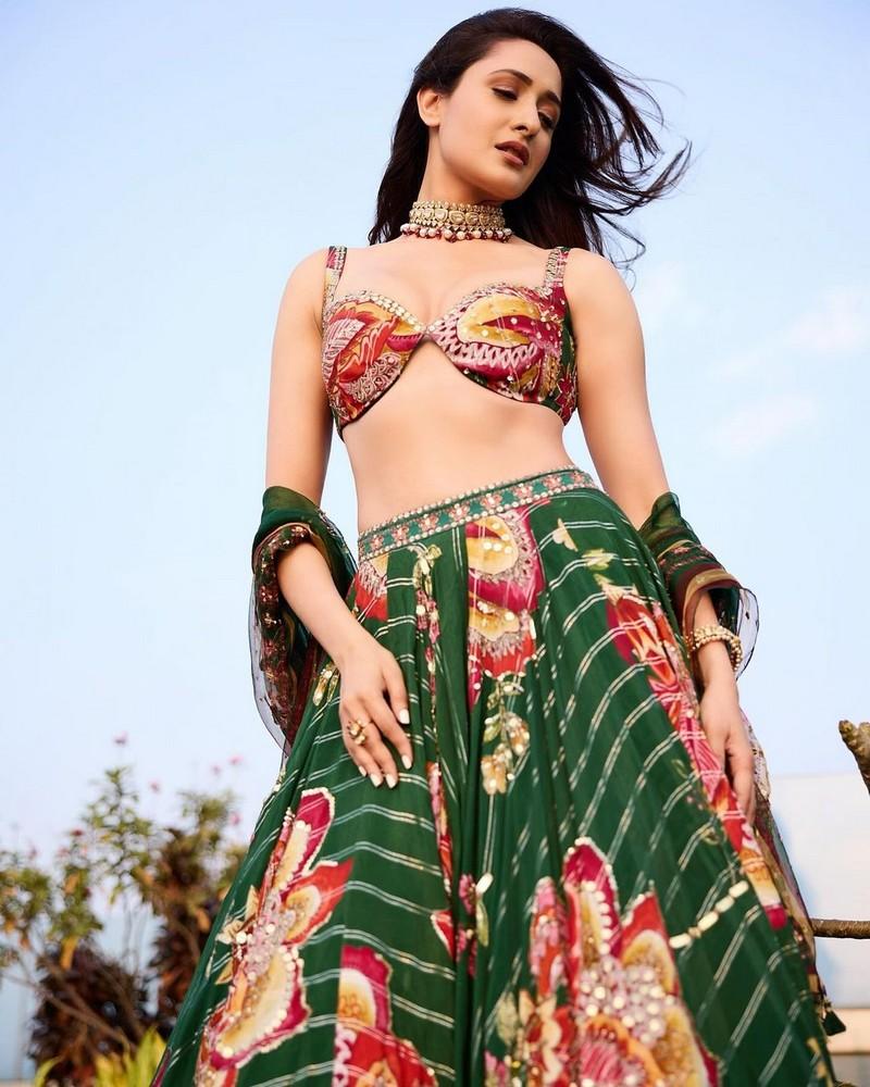 Pragya Jaiswal 7