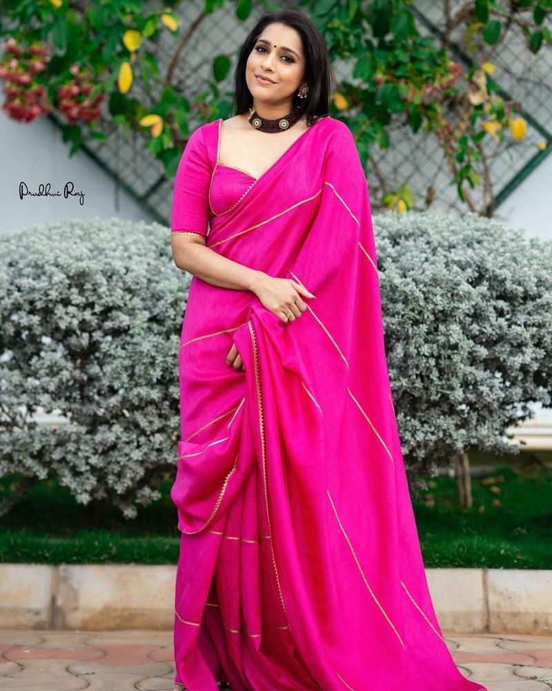 Rashmi Gautam 3