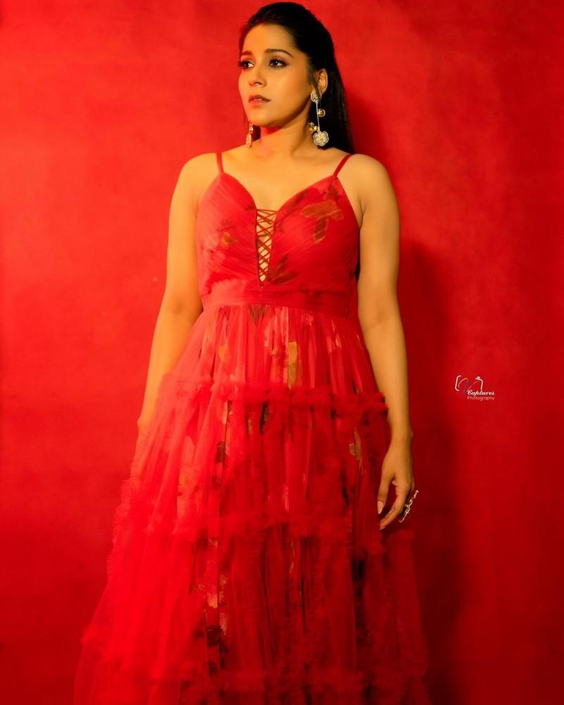 Rashmi Gautam 4