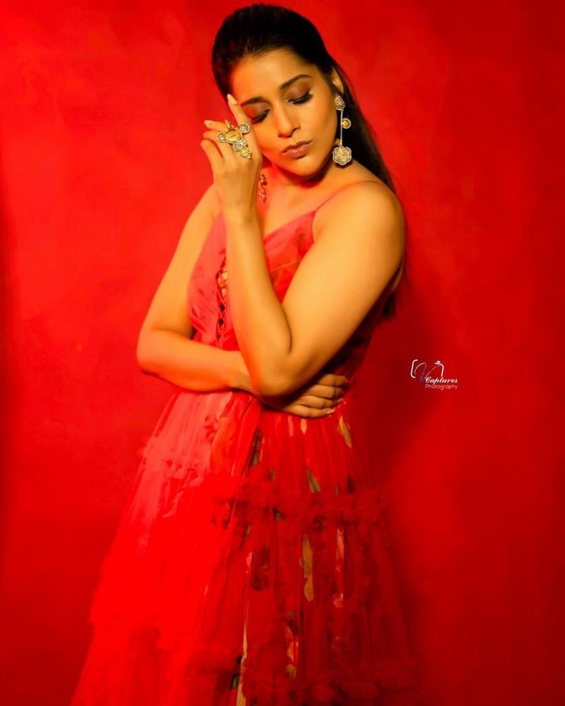 Rashmi Gautam 6