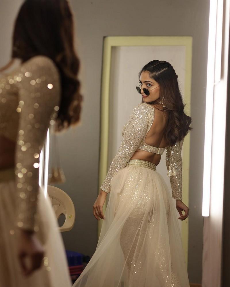 Reba Monica 4