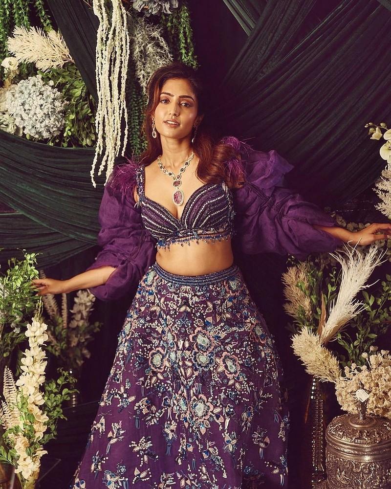 Reba Monica 9