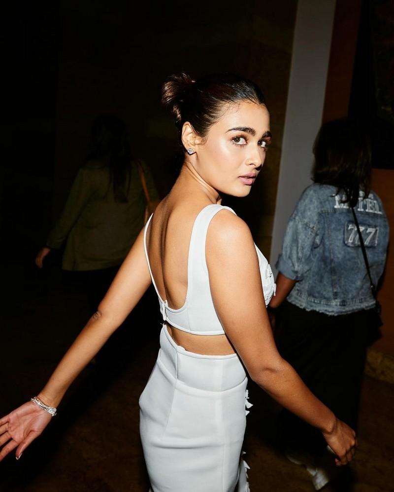 Shalini Pandey 2