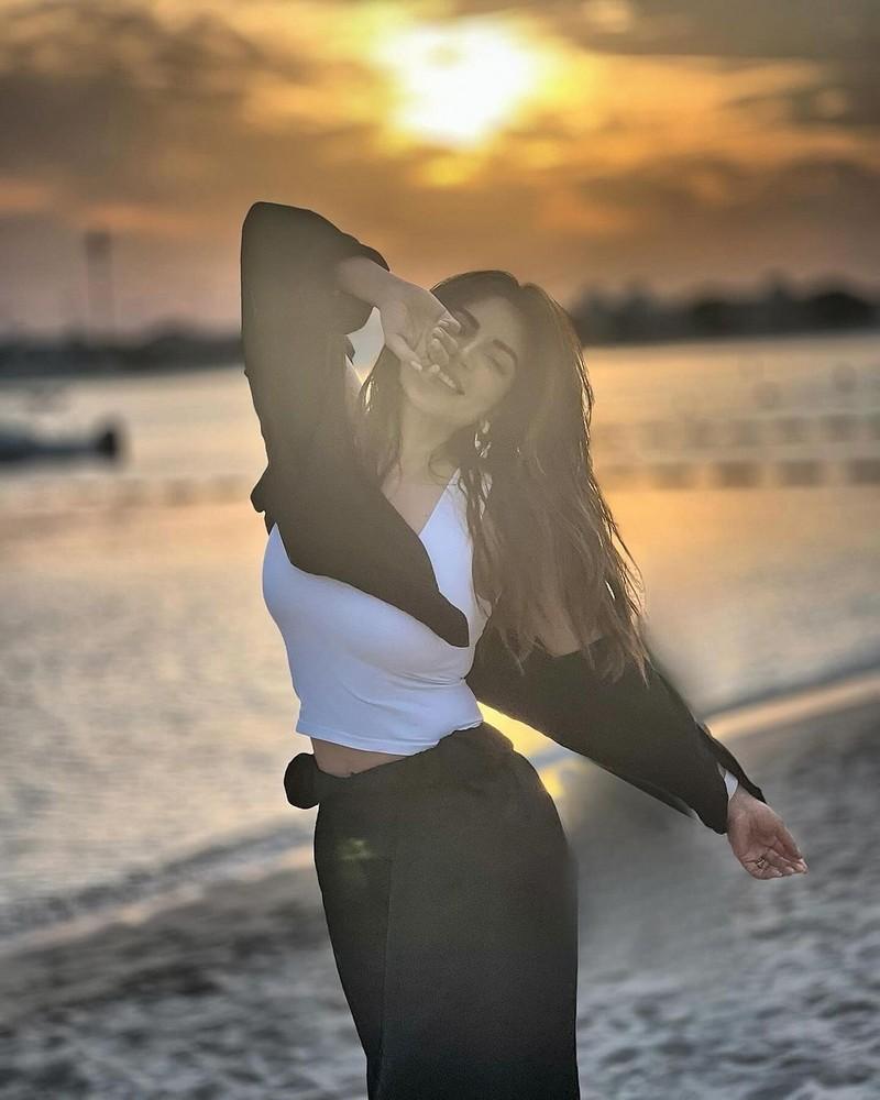 Shama Sikander 10