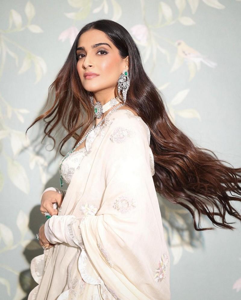 Sonam Kapoor 12