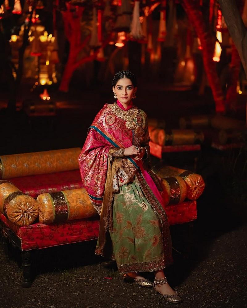 Sonam Kapoor 2