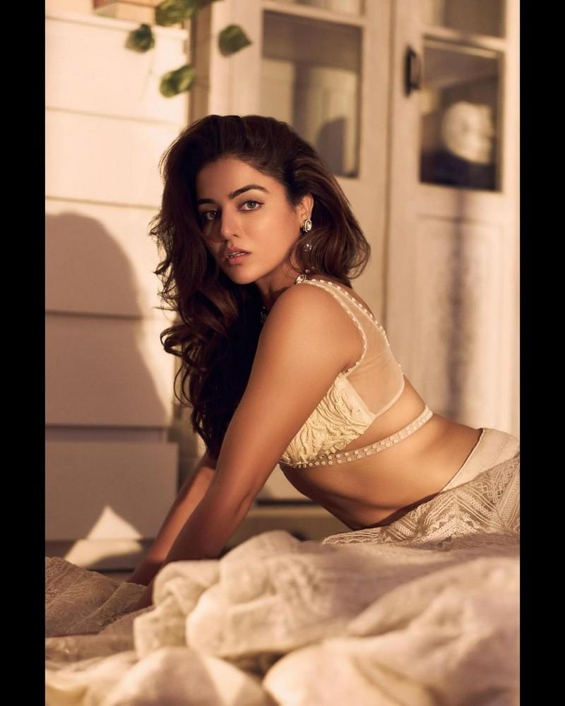 Wamiqa Gabbi 9
