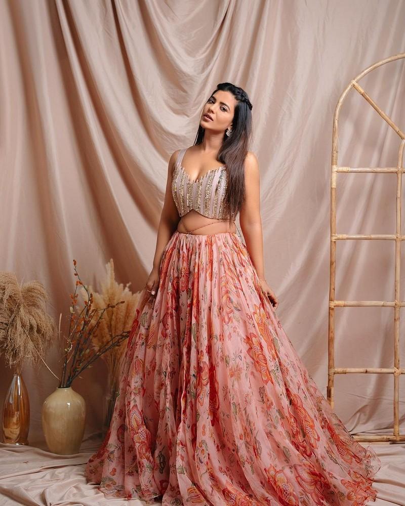Aishwarya Rajesh 8