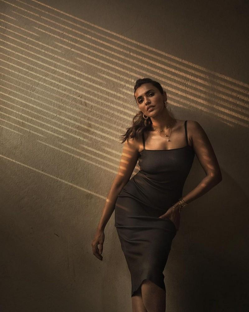 Akshara Gowda 4