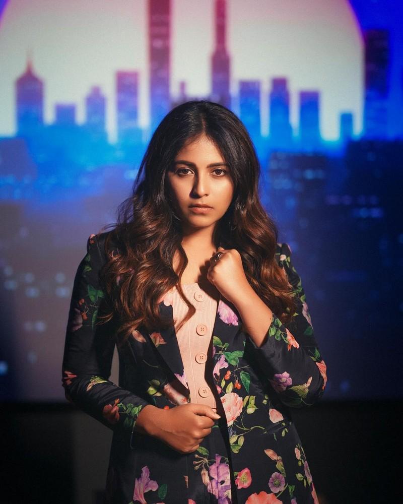 Anjali 8