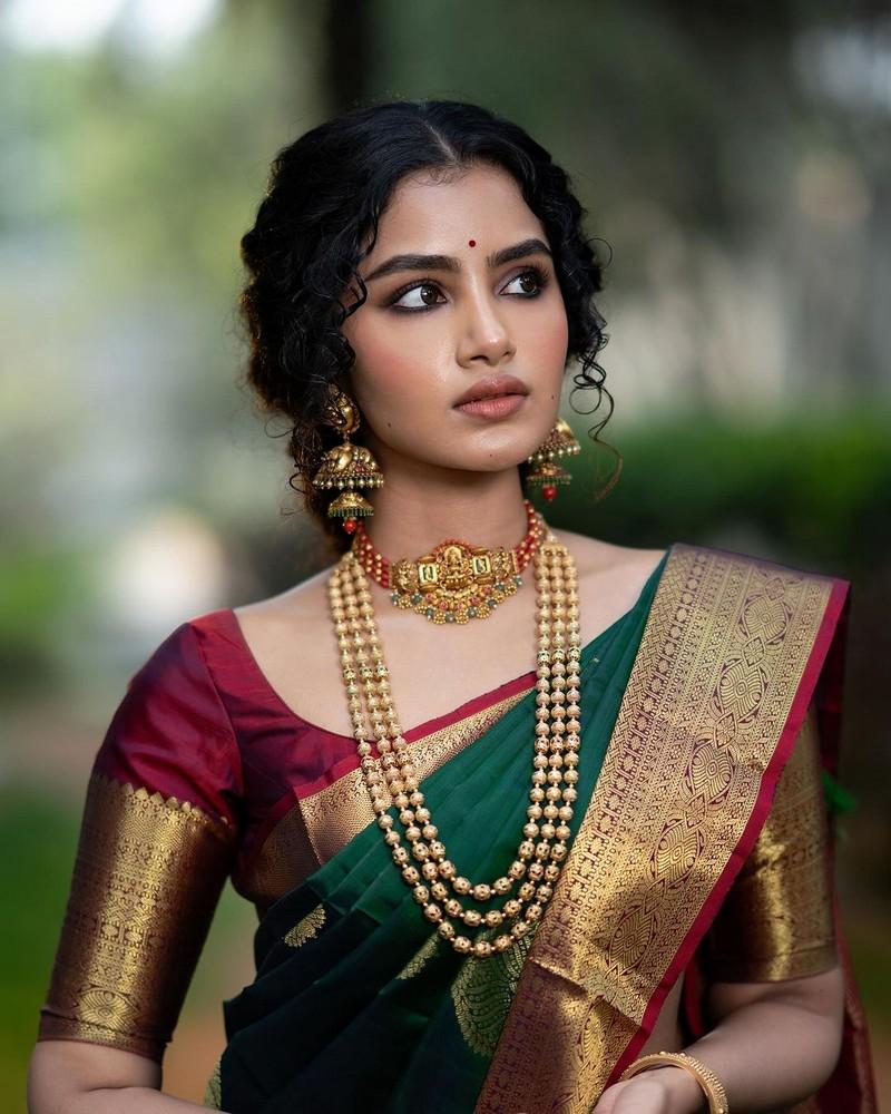 Anupama Parameswaran 3