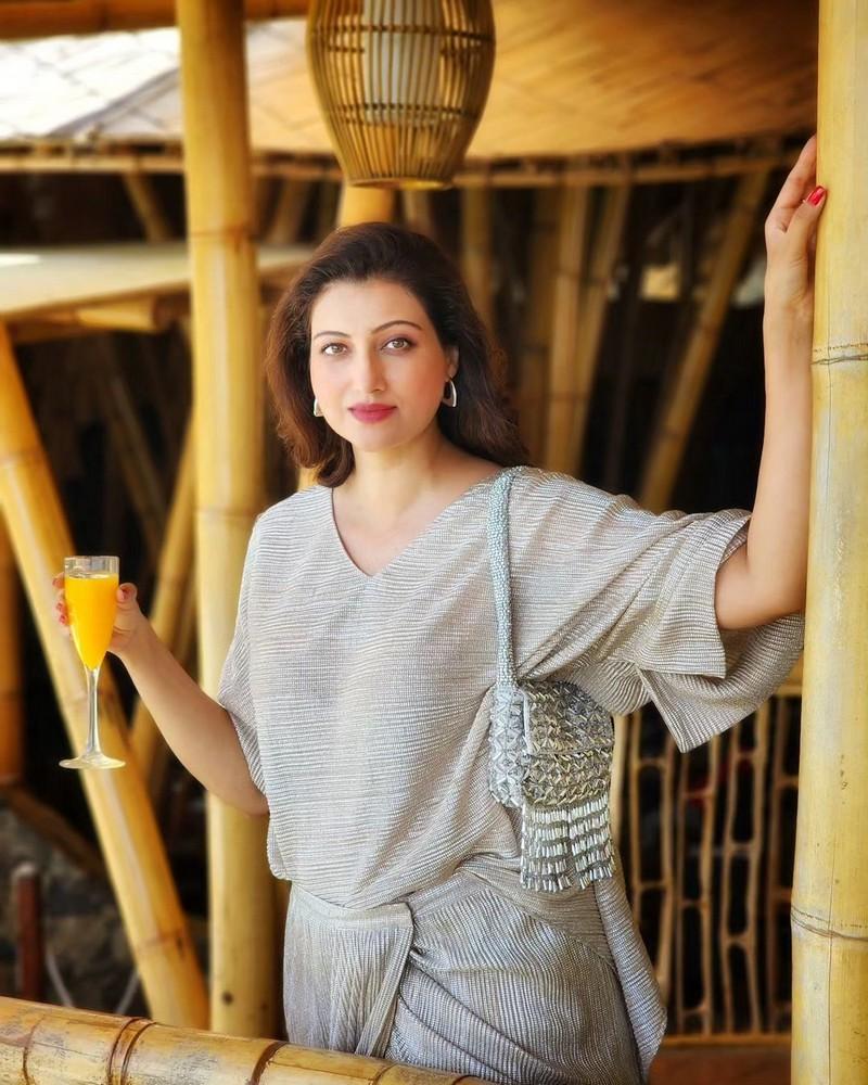Hamsa Nandini 9