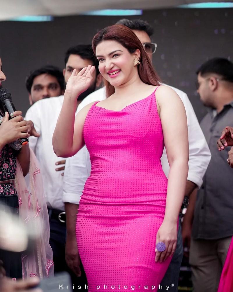 Honey Rose 1