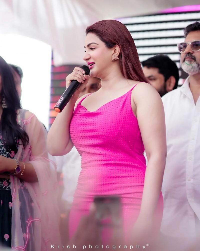 Honey Rose 6