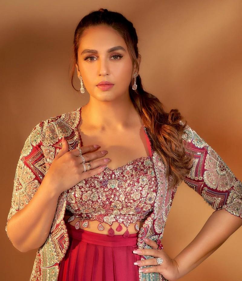 Huma Qureshi 9
