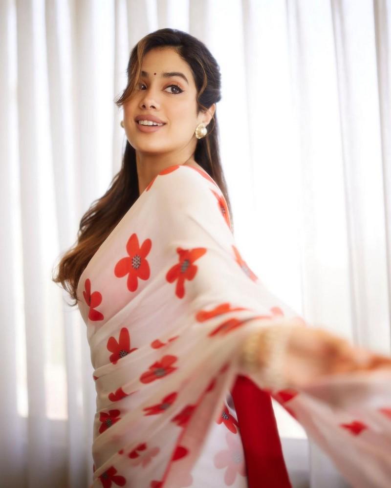 Janhvi Kapoor 4
