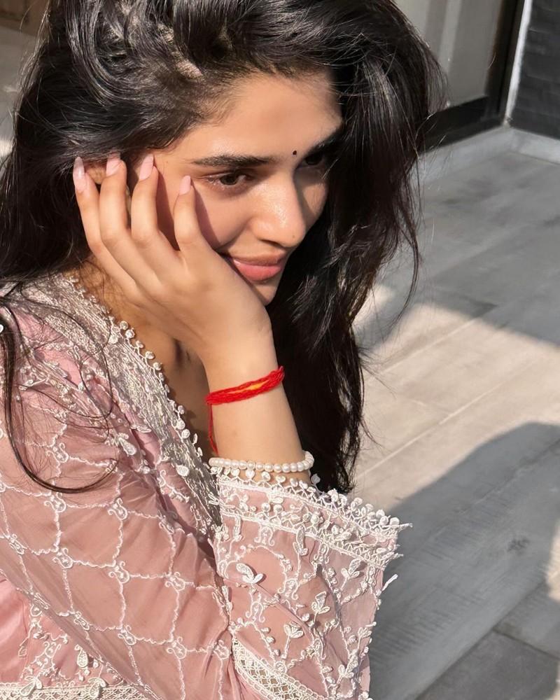 Krithi Shetty 8