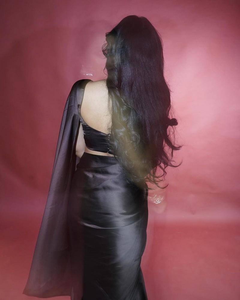 Mirnalini Ravi 1