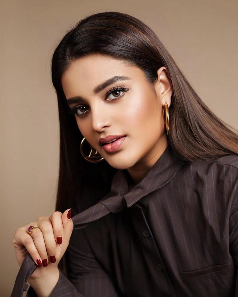Nidhhi Agerwal 12