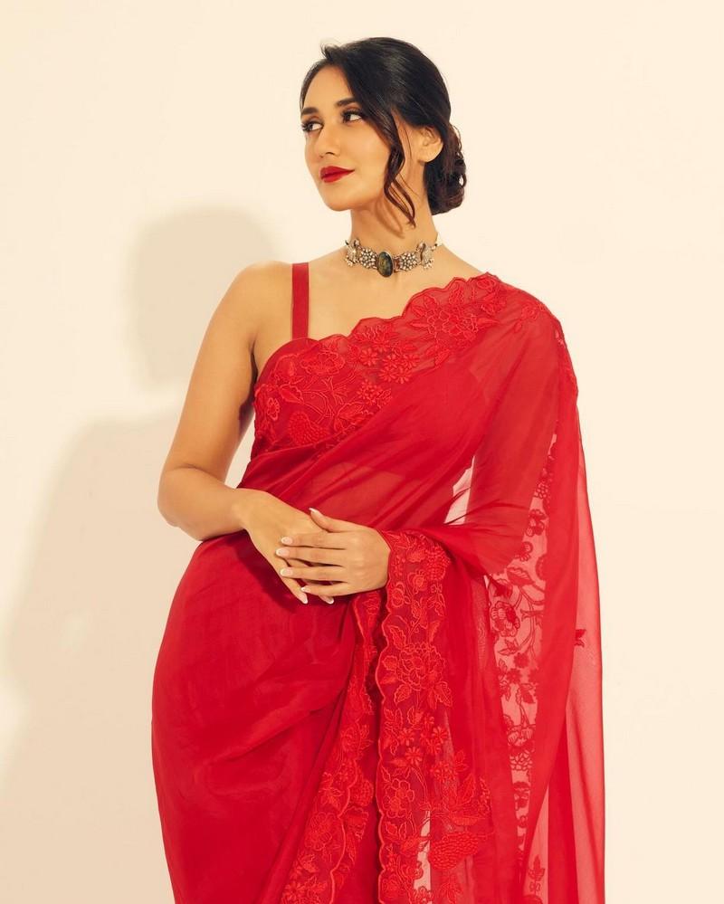 Nikita Dutta 2