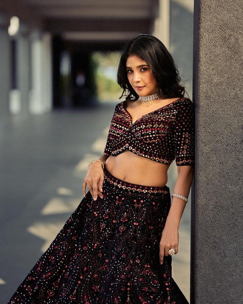 Sakshi Agarwal 3