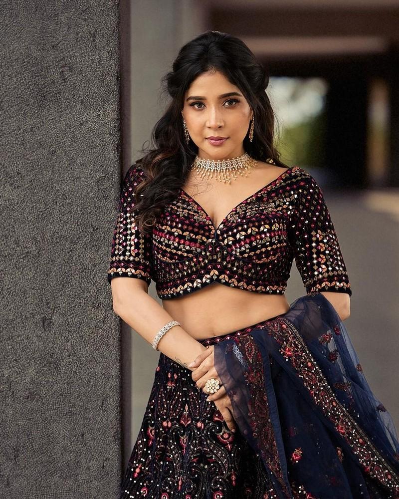 Sakshi Agarwal 9